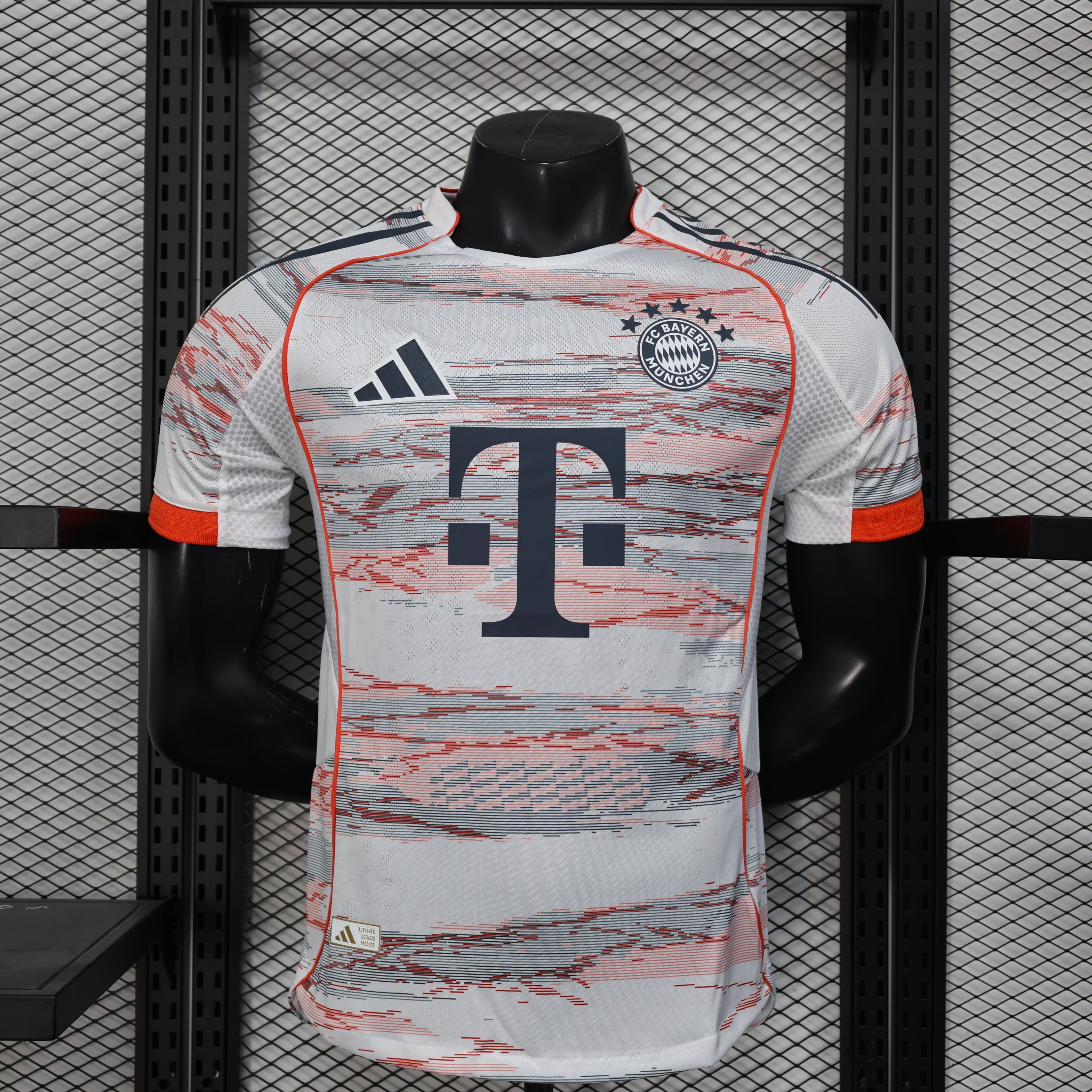 BAYERN MUNCHEN AWAY 25/26